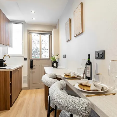 Montparnasse Charming * باريس